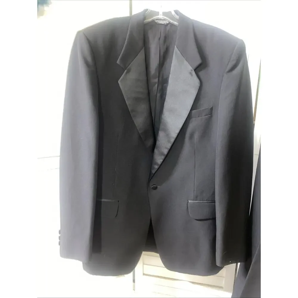 N/A formal wear